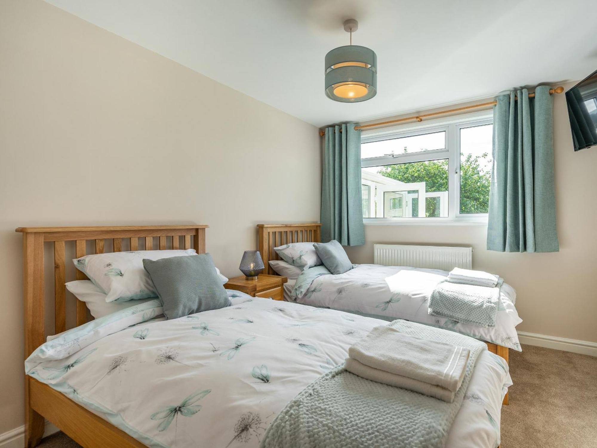 Meadowcroft Villa Bettws Disserth ภายนอก รูปภาพ